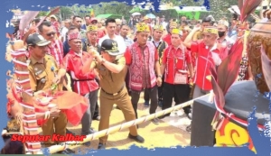 Bupati Sambas Resmikan Tugu Alo di Ramin Bantang Ria Tanjung Benua Tambang Laut Desa Maribas