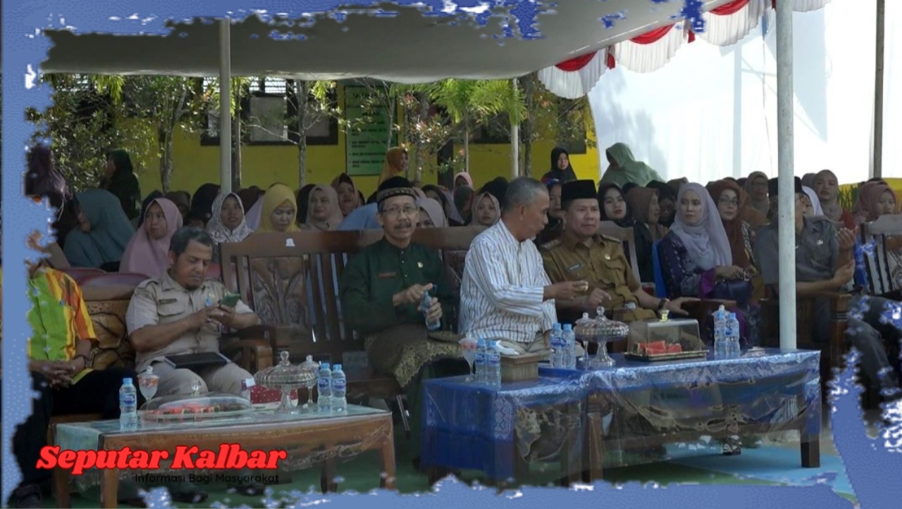 Perpisahan Kelas IX SMPN 1 Sambas Dihadiri Bupati