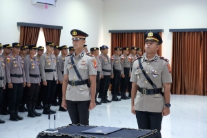 Kapolres Sambas Pimpin Serah Terima Jabatan Kasat Lantas
