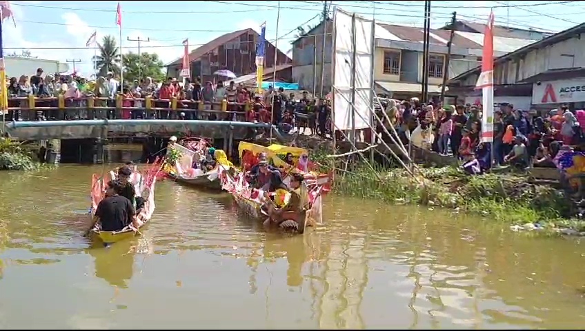 Napak Tilas Terusan Semparuk Berlangsung Meriah
