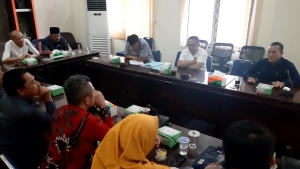 Bawaslu Silaturahmi ke DPRD Sambas