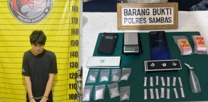 Satnarkoba Polres Sambas Tangkap Seorang Pengedar Narkoba di Semparuk