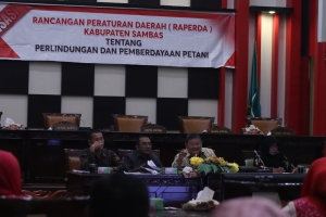 DPRD Sambas Sosialisasikan Raperda Perlindungan dan Pemberdayaan Petani