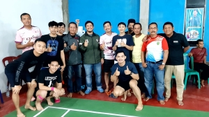 Yudha Buka Turnamen Bulutangkis Piala Sungai Serabek