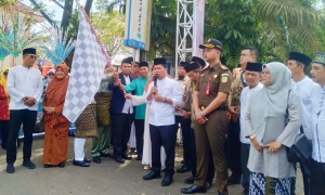 Pawai Ta’aruf dan Khataman Akbar Sambut Ramadhan