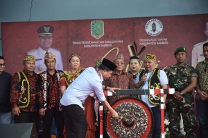 Bupati Satono Komitmen Tingkatkan SDM Kabupaten Sambas