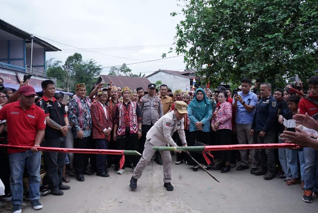 Event Budaya Barape’ Sawa’ Resmi Dibuka Bupati Sambas