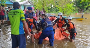 Korban Terjatuh Dari Tongkang Di Sungai Kapuas Sintang Ditemukan Meninggal Dunia