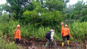 Tim SAR Gunakan Drone Thermal Untuk Cari Seorang Kakek Yang Hilang di Hutan Wajok Hulu