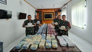 Satgas Pamtas Gabma Temajuk Yonkav 12/BC Gagalkan Penyelundupan Narkoba 35,9 KG dan 35.000 Pil Ekstasi