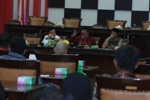 DPRD Sambas Gelar RDP dengan Serikat Buruh