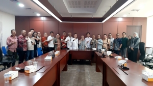 DPRD Sambas Dorong Percepatan Pembangunan Stadion Sepak Bola Sulthan Muhammad Tsafioeddin II