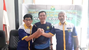 Figo terpilih Aklamasi Ketua PBSI Sambas