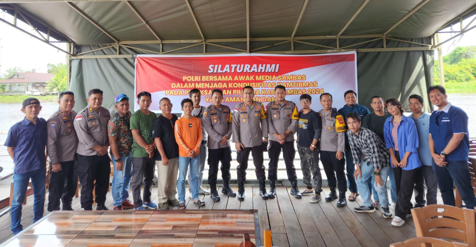 Wujudkan Pilkada Aman dan Damai, Polres Sambas Gelar Silaturahmi Bersama Awak Media