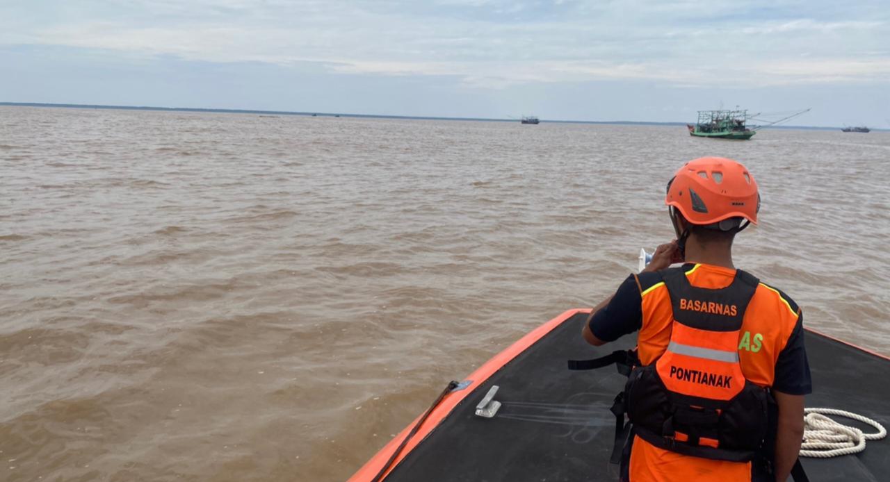 Diterpa Cuaca Ekstrim, Dua Kapal Pencari Ikan Tenggelam di Perairan Kalbar
