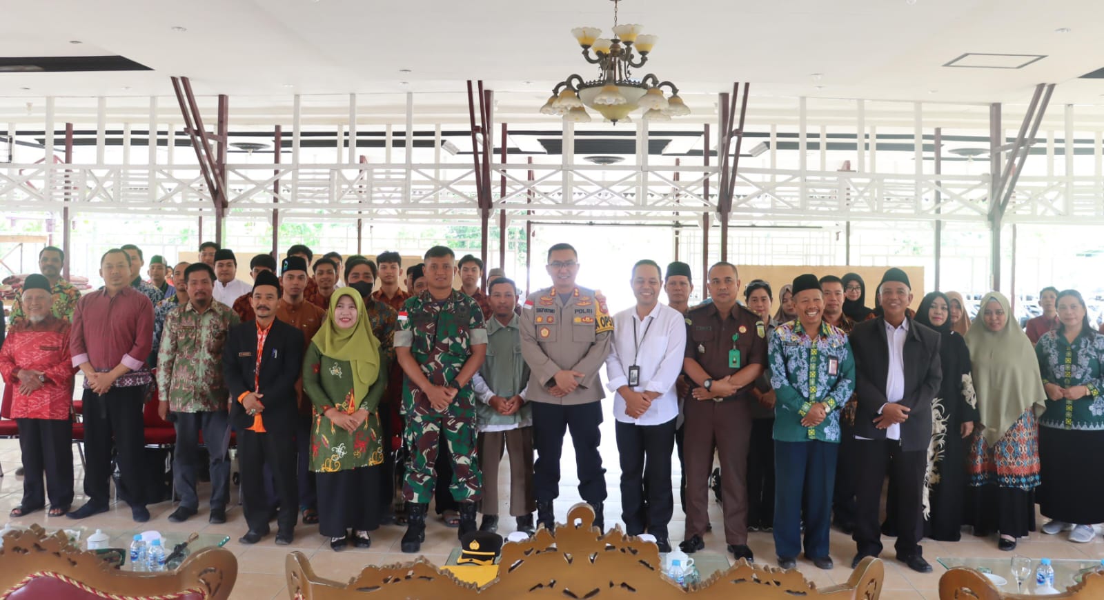 Kapolres Sambas Temu Dialog Pemuka Agama dan Pemuda Lintas Agama dalam Pemilukada Damai 2024