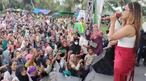 Pesta Rakyat Sambas Menyala, Ribuan Warga Padati Lapangan Namida Sekura