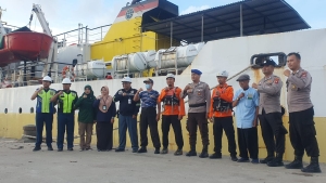 Jelang Nataru, Aktifitas Penumpang Kapal Perintis di Pelabuhan Sintete Mulai Meningkat