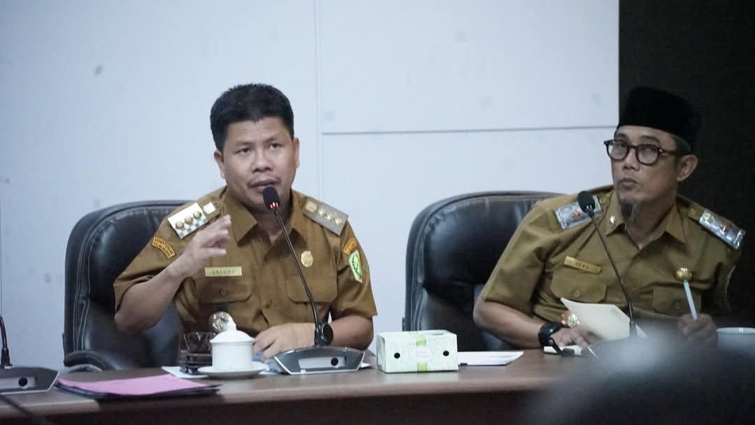 Bupati Sambas Pimpin Rakor Strategi Pencapaian Target Realisasi Investasi