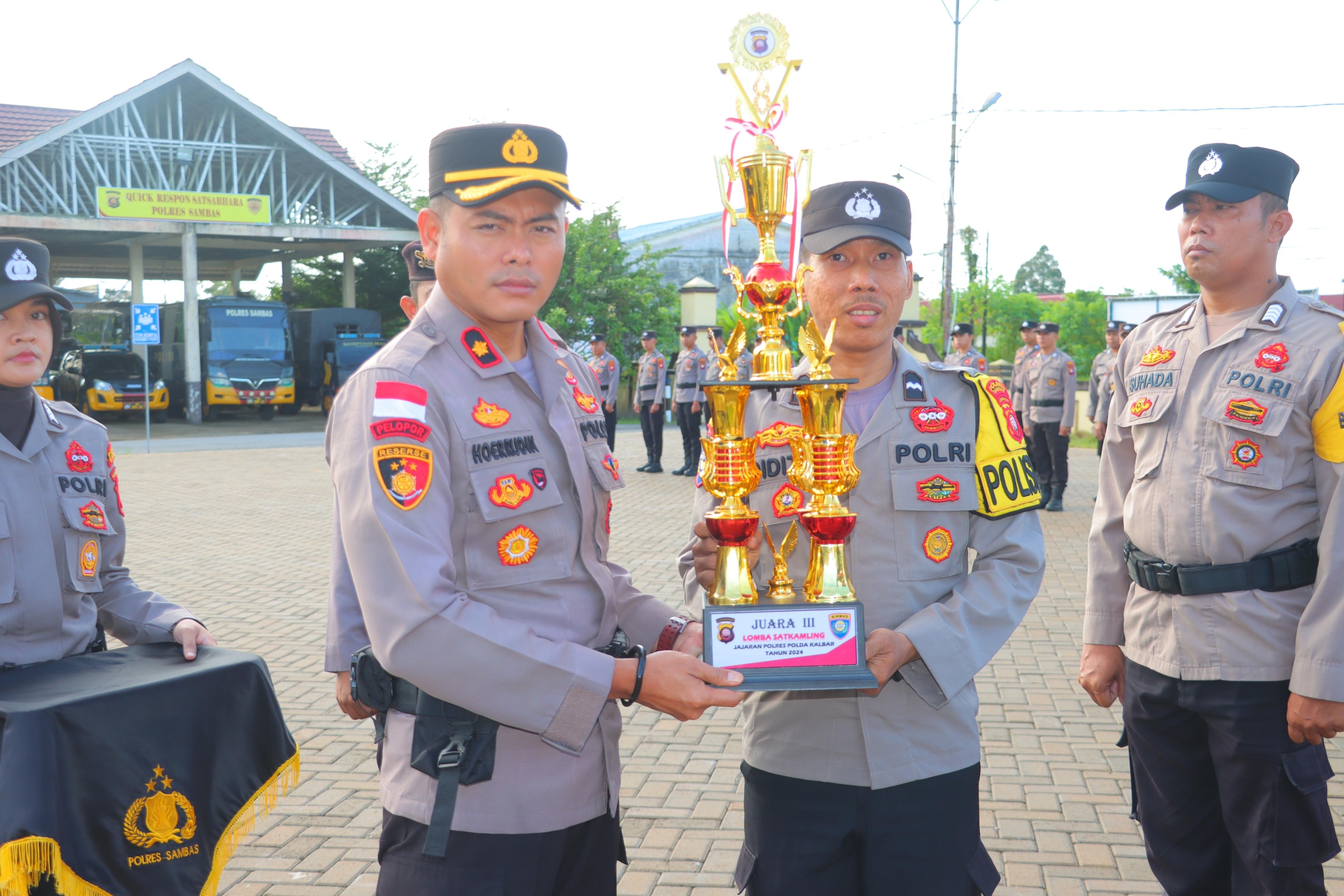 Desa Sepinggan Terbaik ke Tiga dari Siskamling seluruh jajaran Polda Kalbar