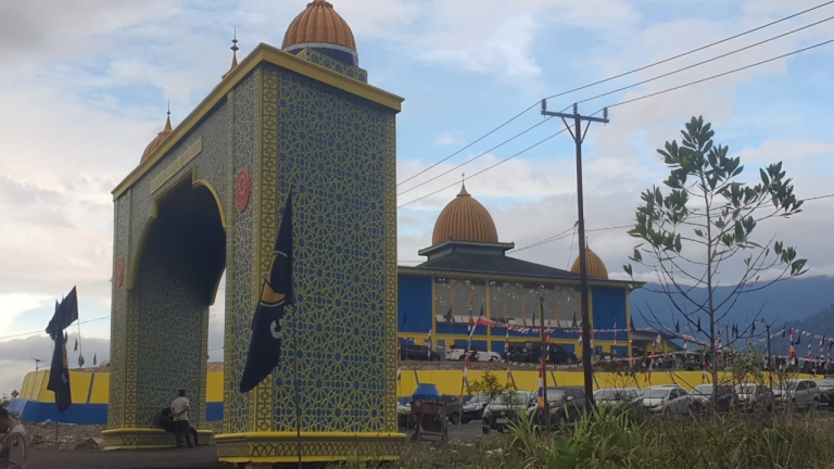 TERMEGAH, Inilah Masjid Hijrah As-Subhan di Perbatasan Indonesia-Malaysia