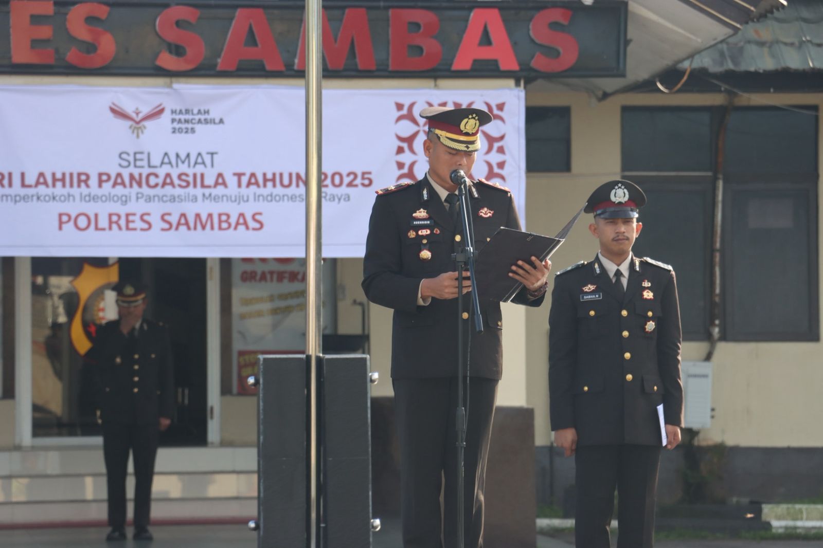 Polres Sambas Gelar Upacara Hari Lahir Pancasila 2025 dengan Khidmat dan Penuh Semangat Nasionalisme