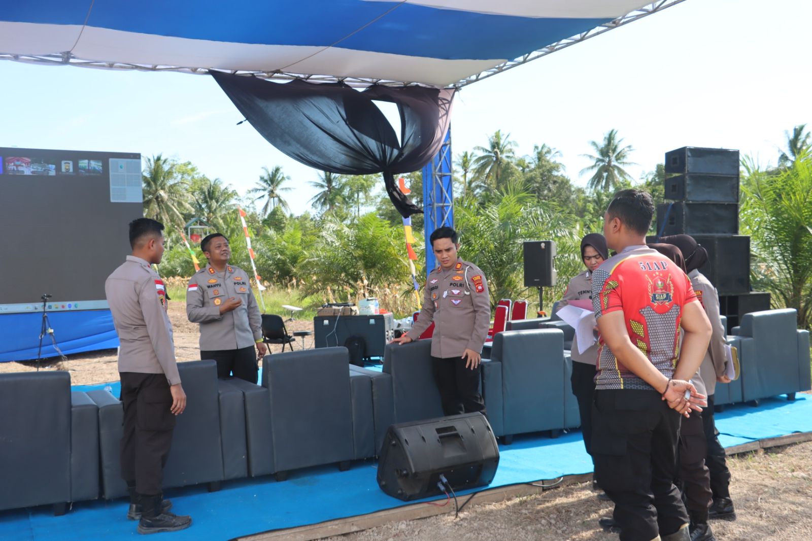 Kapolres Sambas Tinjau Lahan Jagung Jelang Panen Raya Serentak Dukung Ketahanan Pangan
