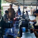 Warga Merabuan Antusias Layanan Jemput Bola Adminduk