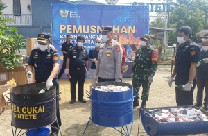 Pemusnahan Barang Ilegal oleh Bea Cukai Sintete: Upaya Melindungi Masyarakat