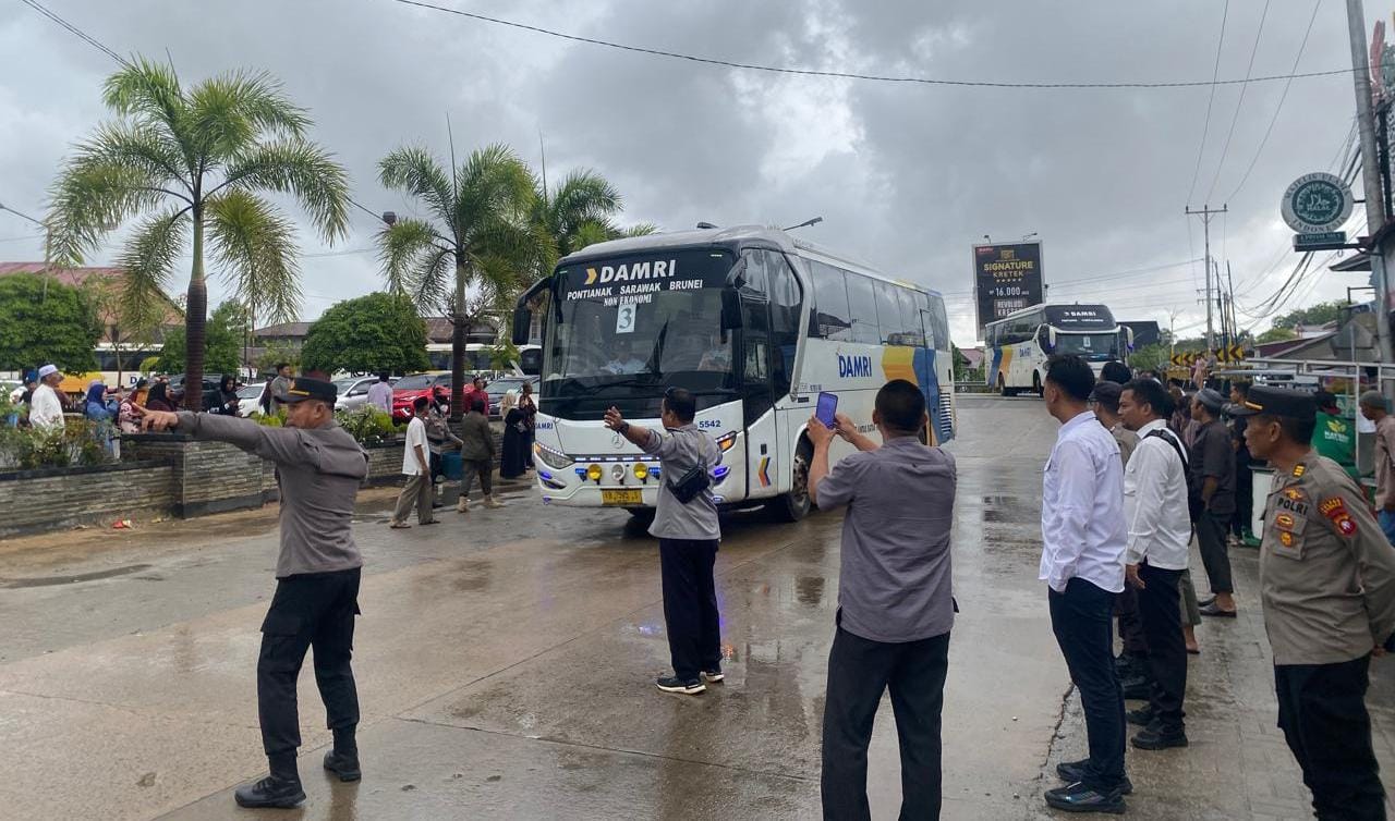 Polres Sambas Lakukan Pengawalan Ketat Kepulangan Jamaah Haji Kabupaten Sambas