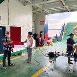 GAPASDAP Kalbar Semarakkan HUT RI ke-80 dengan Pembagian Bendera Merah Putih