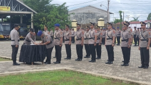 Kapolres Pimpin Sertijab Sejumlah PJU dan Kapolres Polres Sambas
