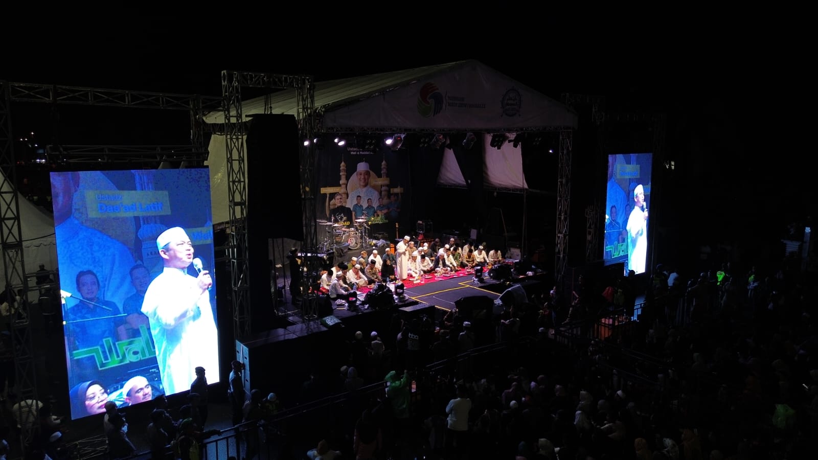 Ustadz Das’ad Latif, Haddad Alwi dan Wali Band Meriahkan Maulid Akbar di Pontianak