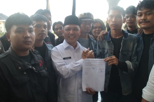 Gubernur Ria Norsan Terima Aksi Mahasiswa Solmadapar, Suarakan Dukungan Untuk Petani Kalbar