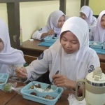 Distribusi Makanan Aman: Korwil MBG Sambas Beri Jaminan
