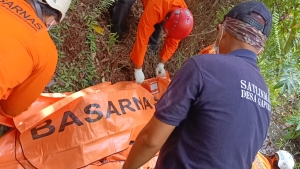 7 Hari Pencarian, Tim SAR Gabungan Temukan Jenazah Nenek Nuraya di Hutan Desa Gapura