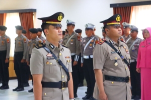 Sertijab Kasat Lantas Polres Sambas, AKP Risqi Ardian Pindah Tugas ke Polda Banten