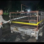 Polsek Jawai Tangani Kebakaran Mobil Pick Up di Desa Sentebang, Tidak Ada Korban Jiwa