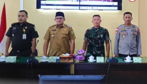 Wakil Bupati Sambas Buka Rapat Evaluasi TPPED, Dorong Pertumbuhan Ekonomi Berkelanjutan