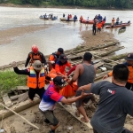Dua Korban Tenggelam di Sungai Kapuas Ditemukan Tim SAR Gabungan