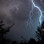 Kronologi Perempuan 22 Tahun di Jawai Tersambar Petir Saat Panen Padi