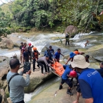 Tim SAR Gabungan Temukan Korban Tenggelam di Riam Kecala Sanggau