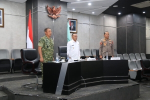 Tangani Karhutla di Kalbar, Wagub Krisantus Ajak Investor Terlibat Dalam Pengendalian