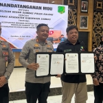 Polres Sambas dan Dinkes Tandatangani MoU Integrasi Layanan Darurat 110 dan 119