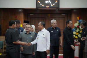 Pemprov Kalbar Tampung Masukan Fraksi Atas LPJ APBD 2025