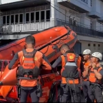 Kantor SAR Pontianak Laksanakan Siaga SAR Khusus Festival Bakcang di Sungai Kapuas