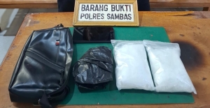 Kejar-Kejaran di Kebun Sawit, Polisi Gagalkan Peredaran 722 Gram Sabu di Sajingan Besar