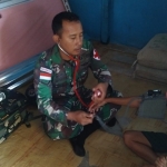 Satgas Pamtas Yon Armed 19/Bogani Dekatkan Layanan Kesehatan kepada Masyarakat Perbatasan di Sajingan Besar