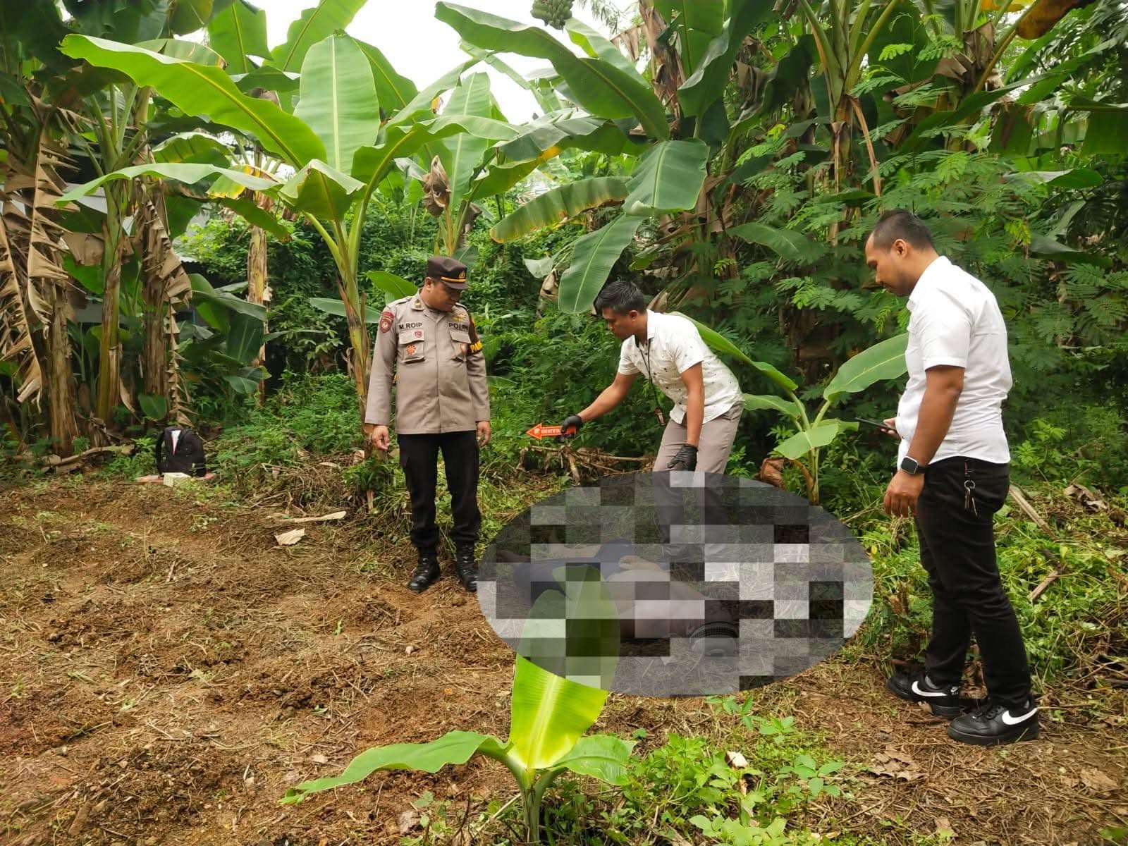Seorang Petani Ditemukan Tak Bergerak di Lahan Kebun Jalan Gunung Bawang Singkawang