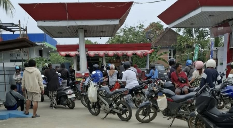 Pertalite di Sintang Mulai Diatur Ganjil-Genap, Pengendara Wajib Bawa STNK